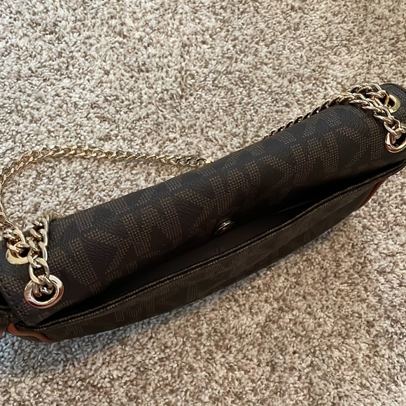 Michael Kors Purse - Picture 4 of 8